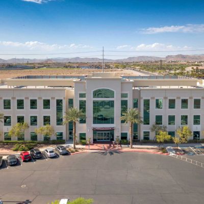 How Drone Photography Can Help Commercial Brokers Close Retail Deals Faster in Las Vegas